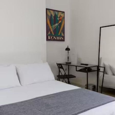 Stylish Double Room In City Centre - Shared Bathroom - Parking Preston  Bagian luar foto