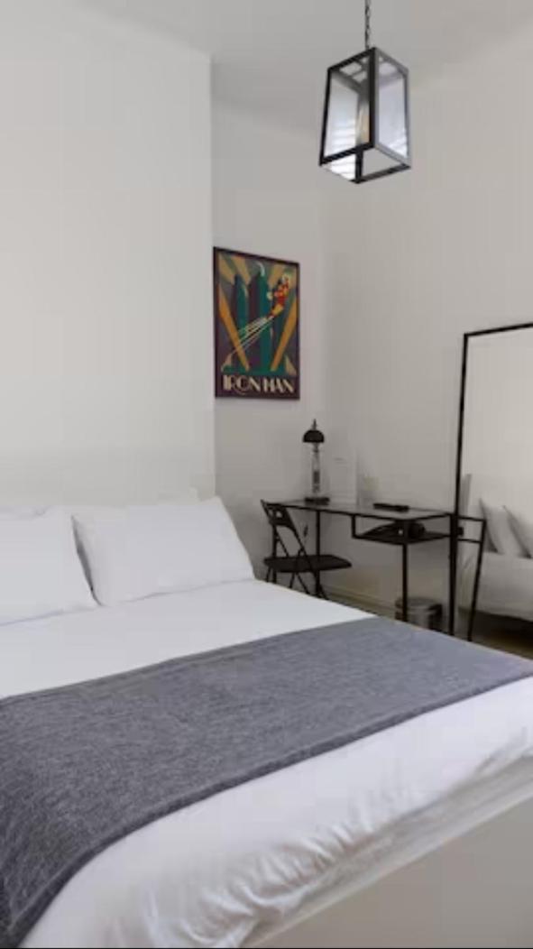 Stylish Double Room In City Centre - Shared Bathroom - Parking Preston  Bagian luar foto